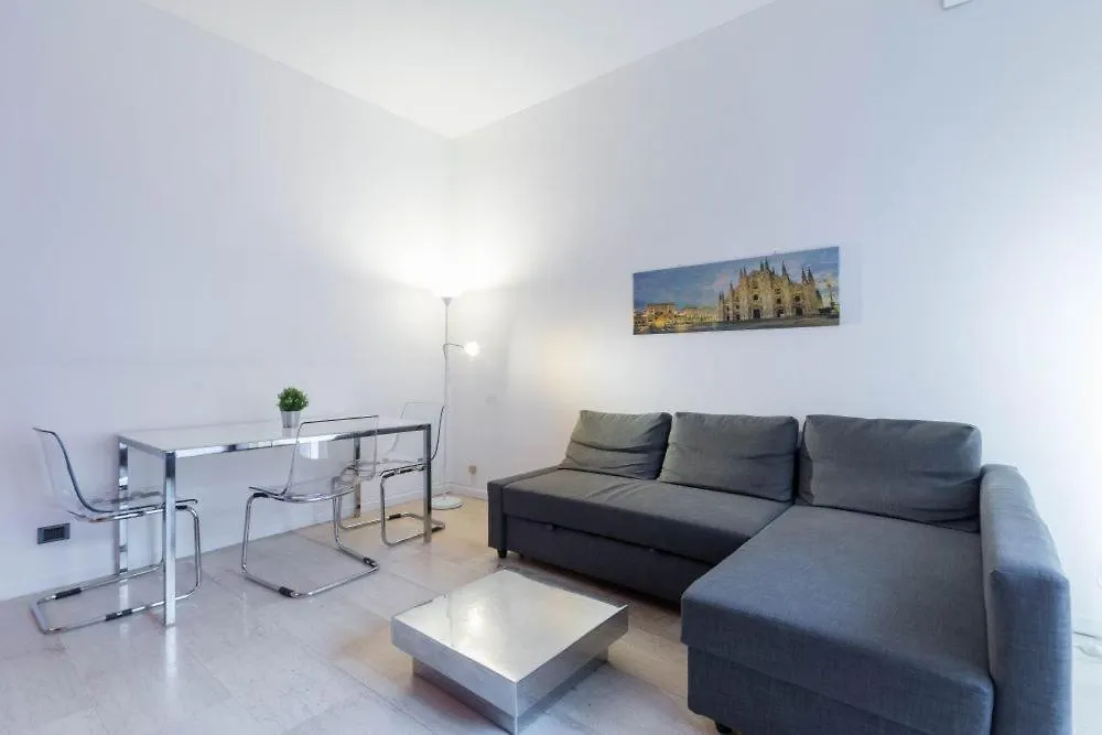 Hbhall Loreto 19 Apartment Mediolan